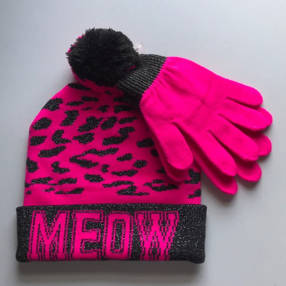 Girl’s Animal Print Knit Beanie Cap & Gloves Set - Picture 2 of 3